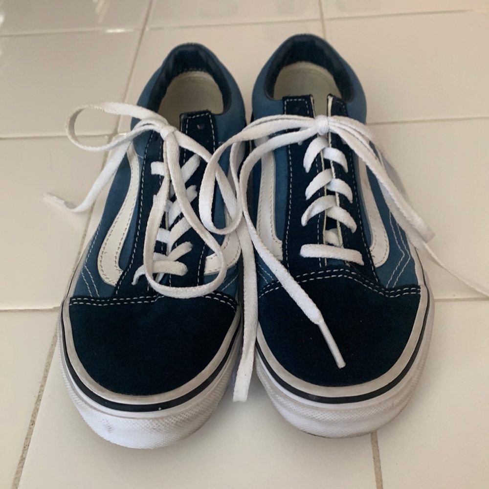 3 big boys Vans in very good condition. Blue and white old school